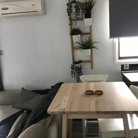 Apartment Town Center *
